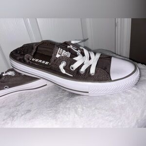 Converse Size 8 Women’s Charcoal Slip-on Sneakers